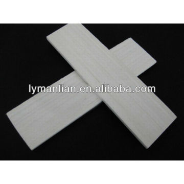 white door use wooden moulding maker